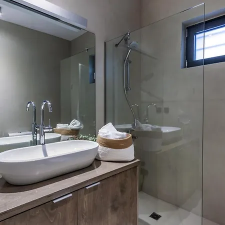 Oliveus Euphoria Villa