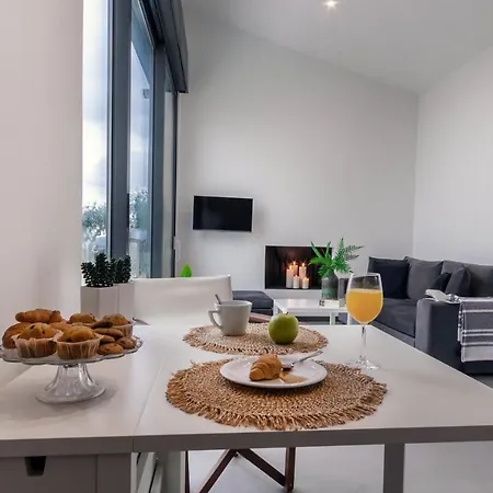 Oliveus Euphoria * Assos (Corinthia)