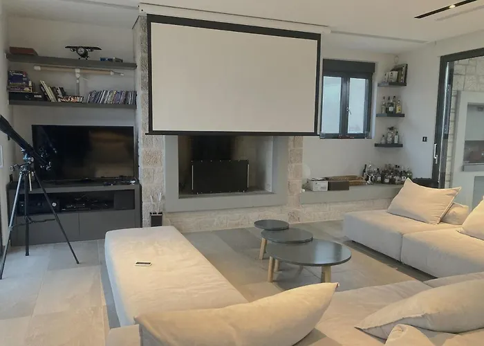 Вилла Oliveus Euphoria