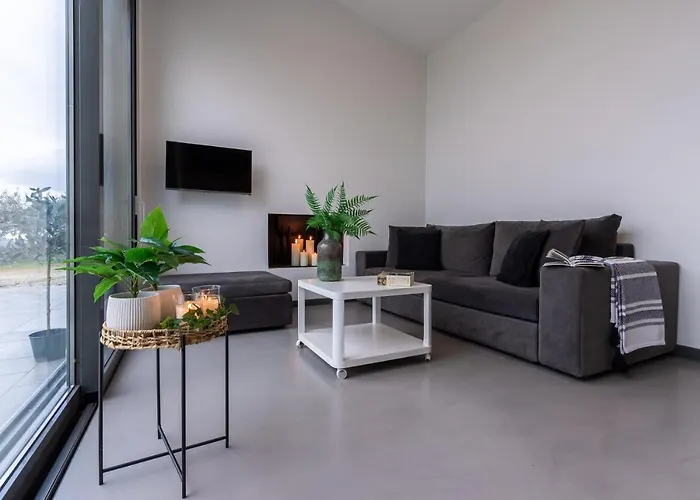 Oliveus Euphoria * Assos (Corinthia)