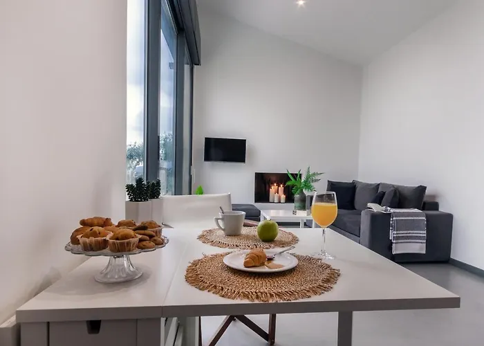 Oliveus Euphoria * Assos (Corinthia)